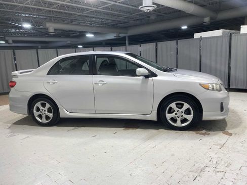 Used 2011 Toyota Corolla S image 26