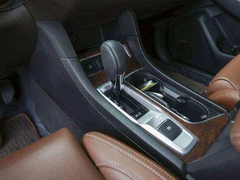 Used 2023 Subaru Ascent Touring image 27