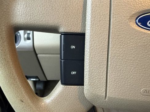 Used 2008 Ford F150 XLT image 17