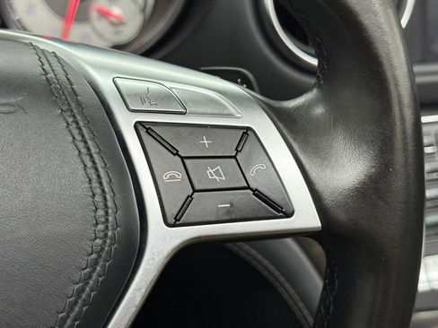 Used 2014 Mercedes-Benz SL 550 image 57