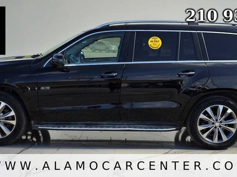 Used 2014 Mercedes-Benz GL 450 4MATIC w/ Lighting Package image 2
