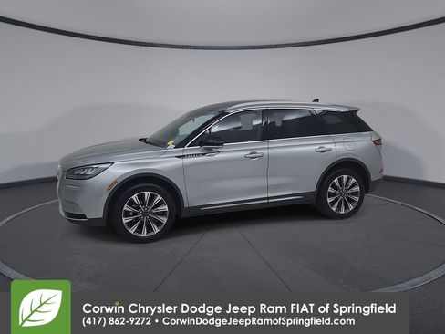 Used 2022 Lincoln Corsair Reserve w/ Equipment Group 201A AWD/4WD image 8