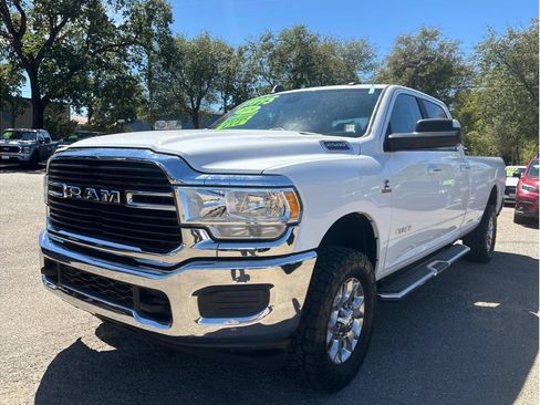 Used 2019 RAM 2500 Big Horn AWD/4WD image 3