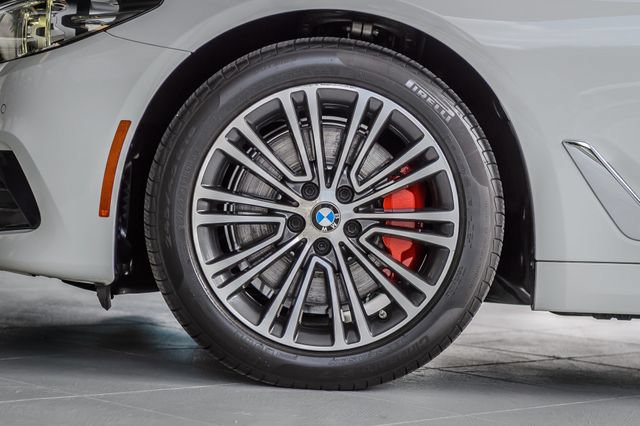 Used 2019 BMW 530i w/ Convenience Package RWD image 13