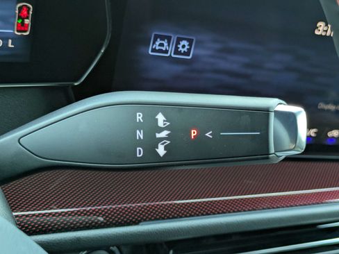 New 2026 Chevrolet Traverse RS FWD image 22