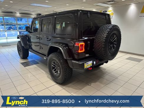 Used 2024 Jeep Wrangler Unlimited Rubicon AWD/4WD image 23