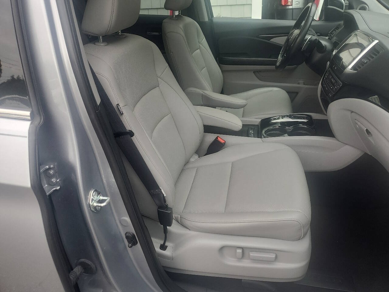 Used 2020 Honda Ridgeline RTL-E image 9