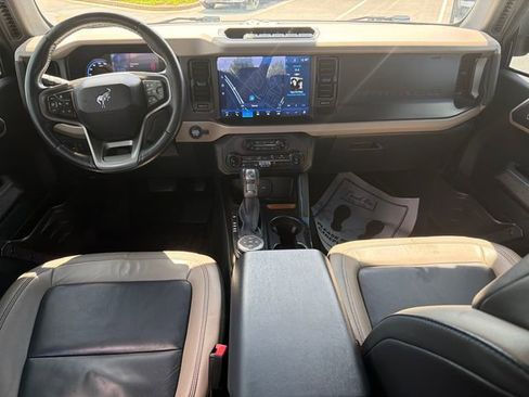Used 2022 Ford Bronco Wildtrak AWD/4WD image 23