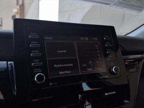 Certified 2023 Toyota Camry SE image 8