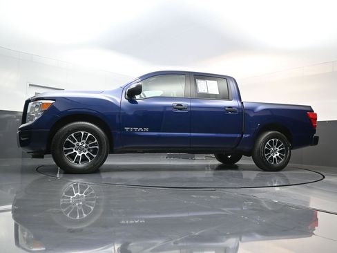 Used 2023 Nissan Titan SV RWD image 25