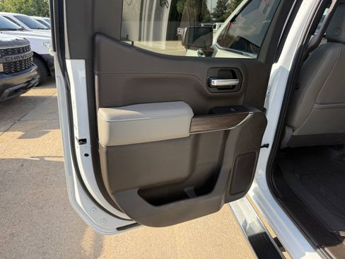 Used 2020 GMC Sierra 1500 SLT AWD/4WD image 14