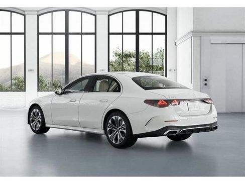 New 2026 Mercedes-Benz E 450 4MATIC Sedan image 28