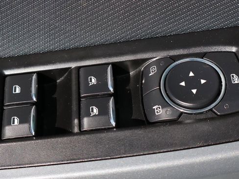 Used 2021 Ford F150 XLT image 16