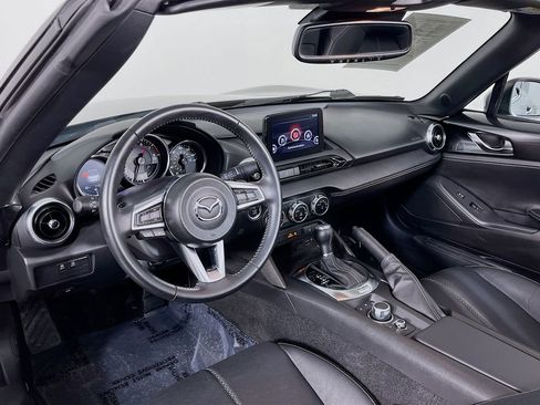 Used 2022 MAZDA MX-5 Miata Grand Touring RWD image 28
