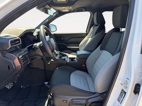 Used 2025 Toyota 4Runner TRD Sport AWD/4WD image 6