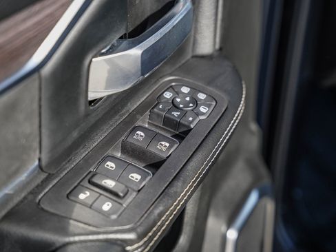 Used 2025 RAM 2500 Laramie image 20