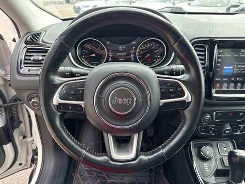 Used 2019 Jeep Compass Limited image 23