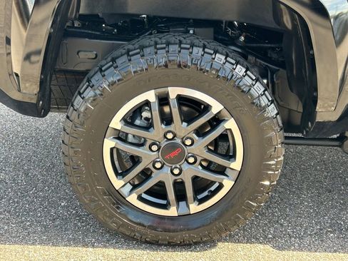 Used 2025 Toyota Tacoma TRD Sport image 55