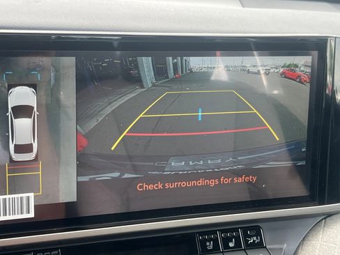 Used 2025 Toyota Camry XLE w/ Premium Plus Package image 18