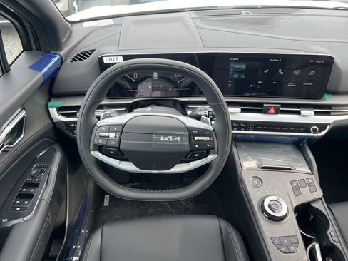 New 2026 Kia Sportage X-Line image 11