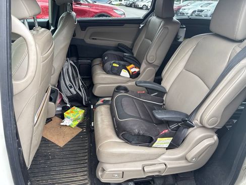 Used 2018 Honda Odyssey Elite image 5