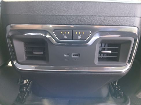 New 2026 Chevrolet Silverado 1500 High Country w/ High Country Premium Package AWD/4WD image 99