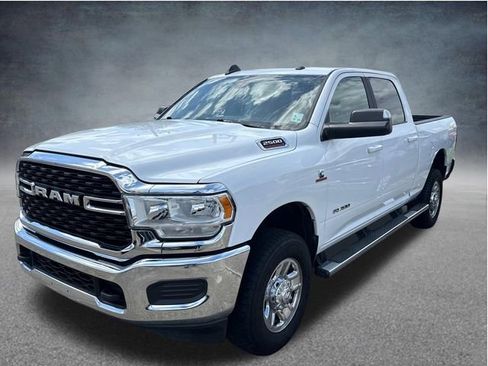 Used 2022 RAM 2500 Big Horn AWD/4WD image 4