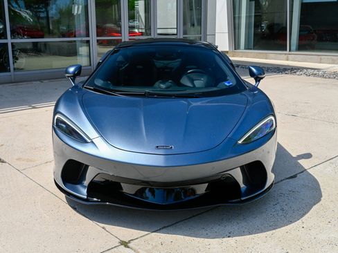 Used 2023 McLaren GT RWD image 2