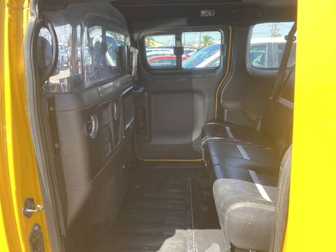Used 2016 Nissan NV200 image 13