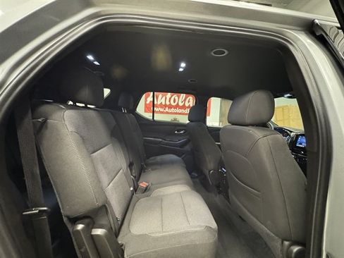Used 2023 Chevrolet Traverse LT AWD/4WD image 15