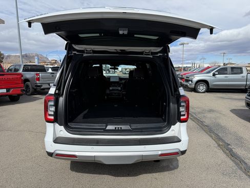 Used 2023 Ford Expedition Limited image 49