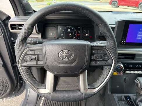 Used 2026 Toyota Tacoma SR5 AWD/4WD image 23