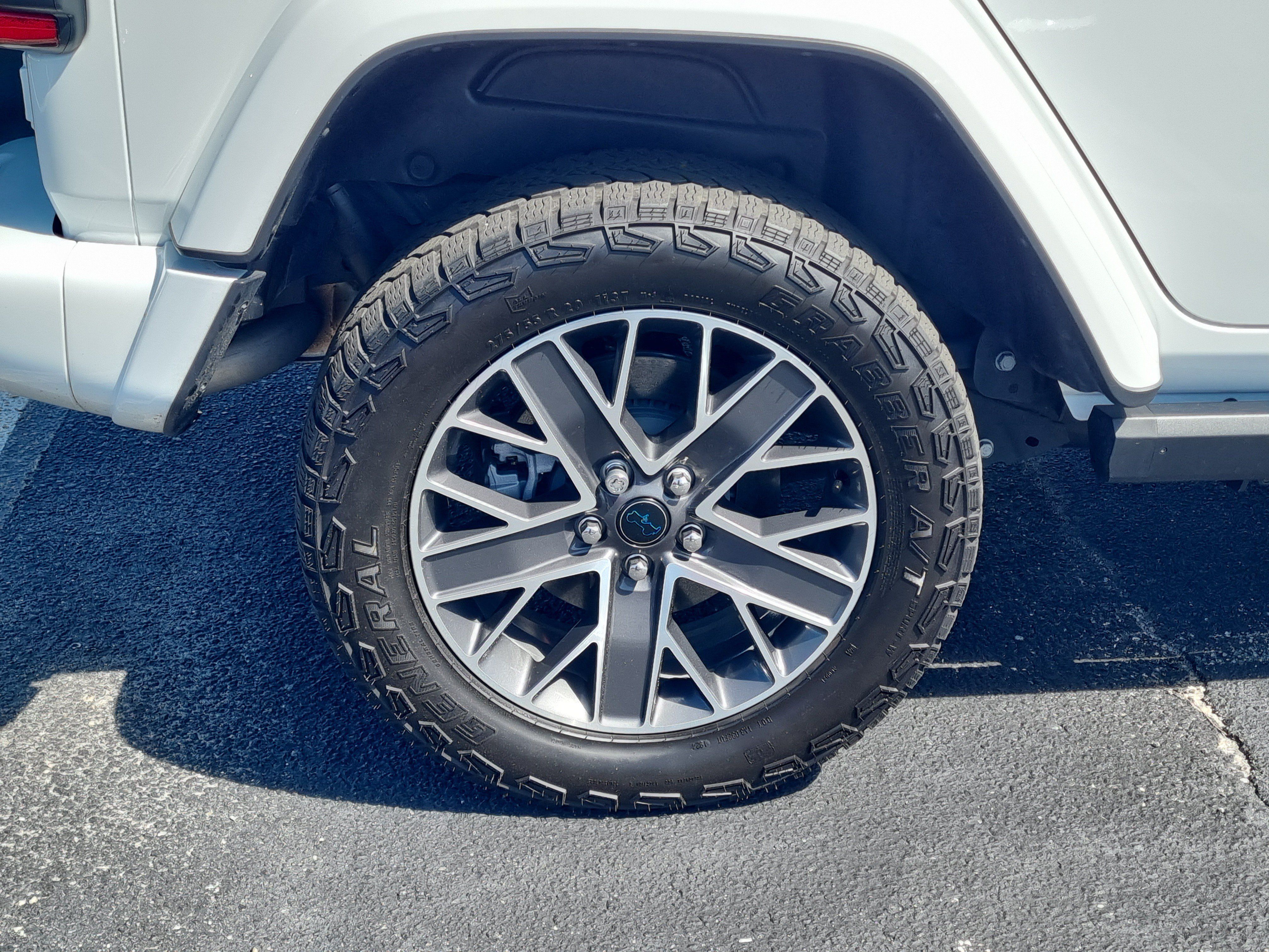 Used 2024 Jeep Wrangler High Altitude AWD/4WD image 7
