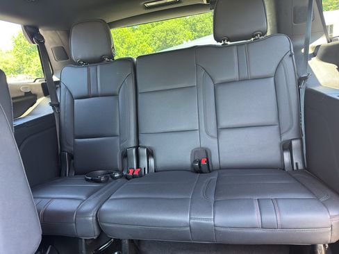 Used 2021 Chevrolet Tahoe RST w/ Luxury Package AWD/4WD image 28