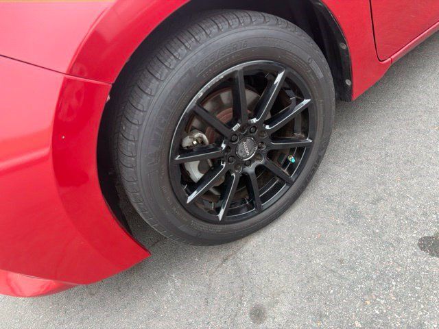 Used 2014 Toyota Corolla LE FWD image 7