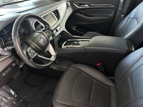 Used 2024 Buick Enclave Premium FWD image 9