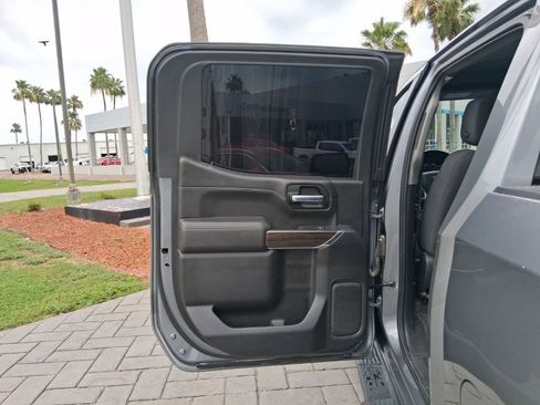 Used 2022 Chevrolet Silverado 1500 RST AWD/4WD image 15