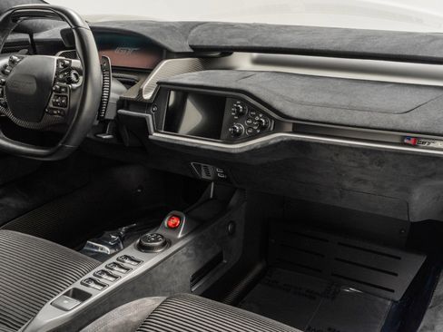 Used 2020 Ford GT image 14