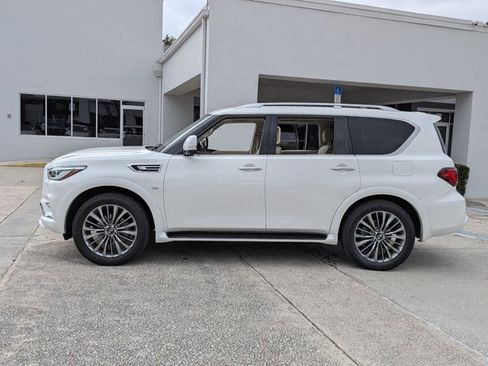 Used 2018 INFINITI QX80 4WD w/ Driver Assistance Package image 8