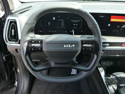 New 2026 Kia Sorento AWD image 11