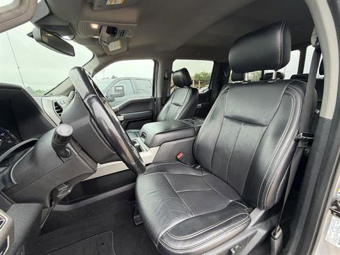 Used 2021 Ford F350 Lariat w/ Lariat Value Package AWD/4WD image 5