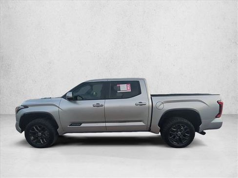 Used 2024 Toyota Tundra Platinum image 9