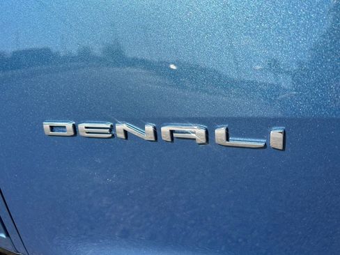 New 2026 GMC Acadia Denali w/ Super Cruise Package image 9