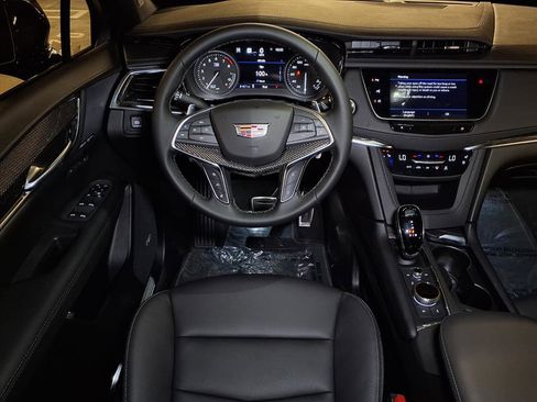 New 2026 Cadillac XT5 Sportv image 11