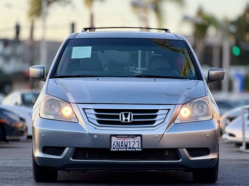Used 2010 Honda Odyssey EX-L image 2