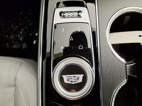 Certified 2024 Cadillac Lyriq Luxury image 21