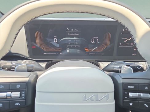New 2026 Kia K4 EX FWD image 32