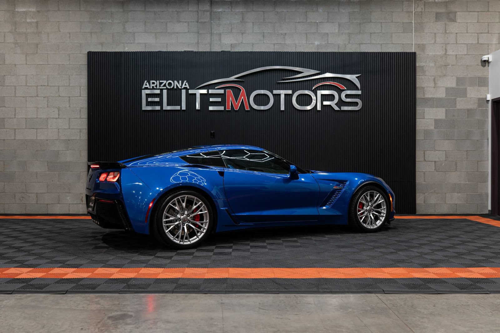 Used 2016 Chevrolet Corvette Z06 w/ 3LZ Preferred Equipment Group RWD image 19