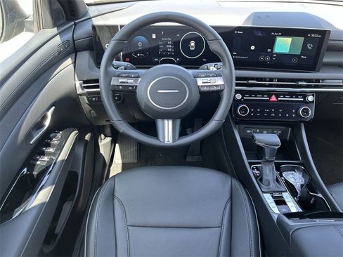 New 2025 Hyundai Santa Cruz Limited image 4