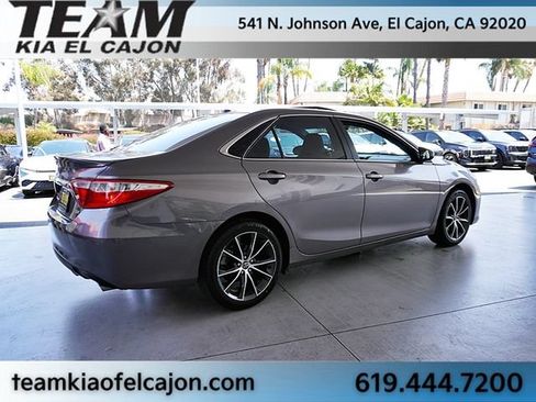Used 2017 Toyota Camry XSE w/ Moonroof Package FWD image 8